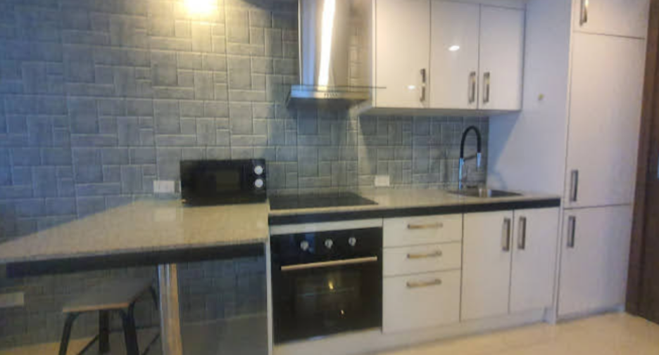 For rent 2 bedrooms condo in Bang Lamung, Chonburi