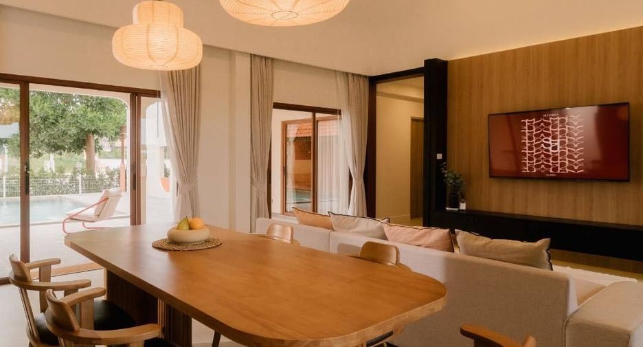 For sale 4 bedrooms house in Hua Hin, Prachuap Khiri Khan