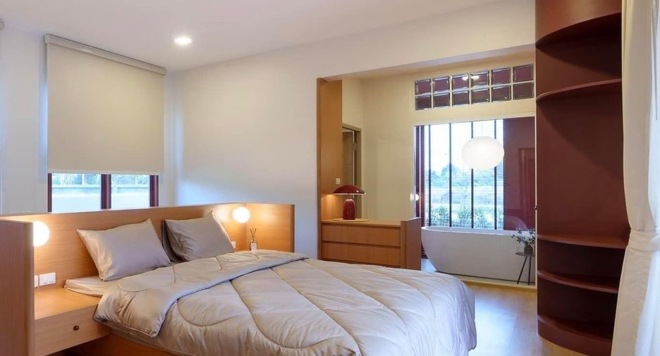 For sale 4 bedrooms house in Hua Hin, Prachuap Khiri Khan
