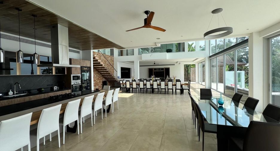 For sale and for rent 8 bedrooms villa in Mueang Phuket, Phuket