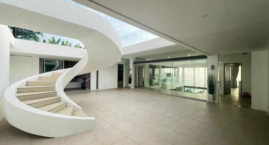 For sale and for rent 8 bedrooms villa in Mueang Phuket, Phuket