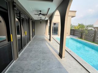 For sale 3 bedrooms villa in Bang Lamung, Chonburi