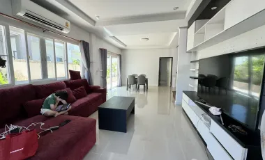 出租 4 卧室 独立屋 在 Mueang Chon Buri, Chon Buri