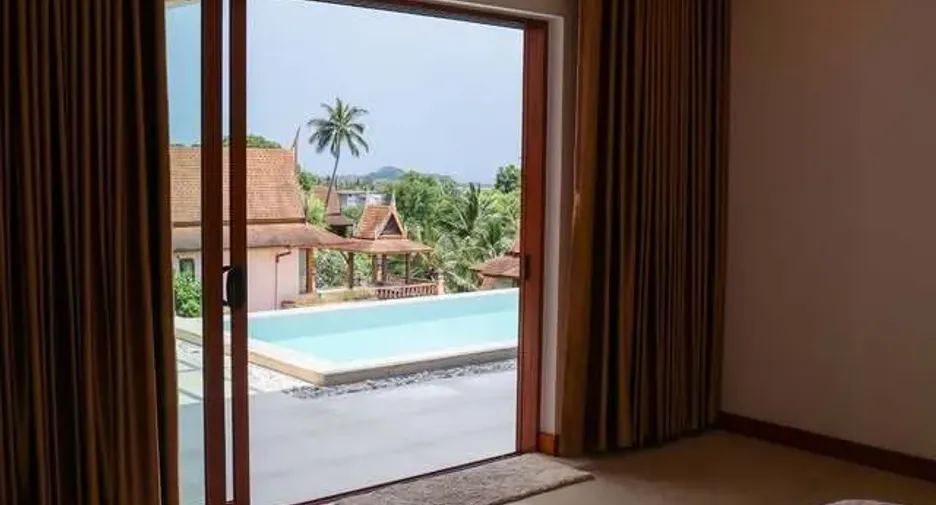 For sale 4 bedrooms villa in Ko Samui, Surat Thani