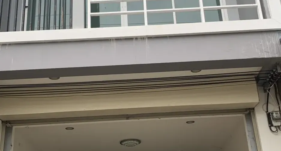 For sale 2 bedrooms townhouse in Pran Buri, Prachuap Khiri Khan