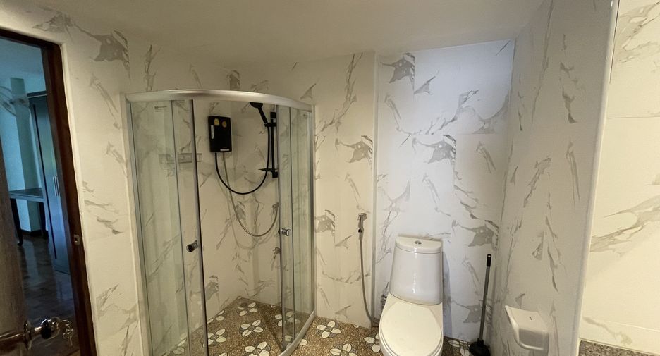 For rent 2 bedrooms condo in Mueang Chiang Mai, Chiang Mai