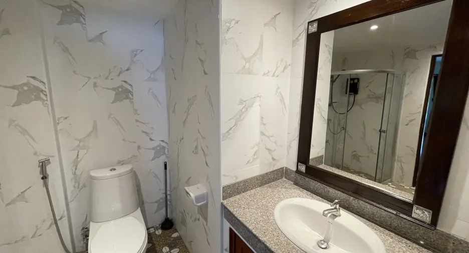 For rent 2 bedrooms condo in Mueang Chiang Mai, Chiang Mai