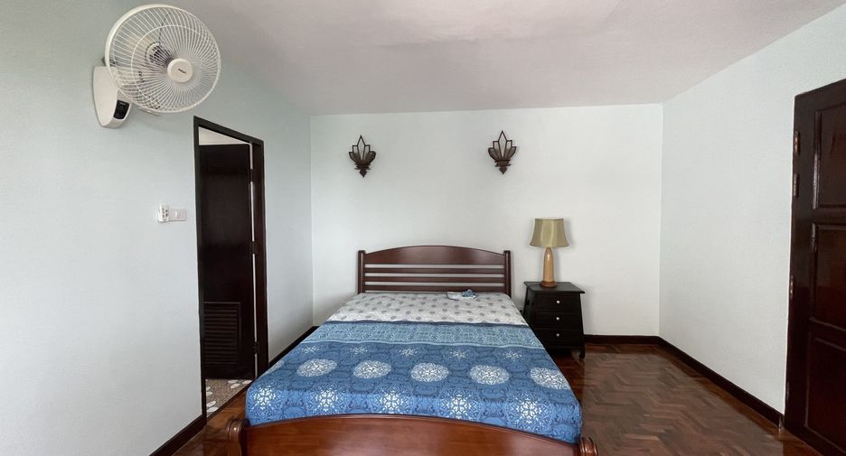 For rent 2 bedrooms condo in Mueang Chiang Mai, Chiang Mai