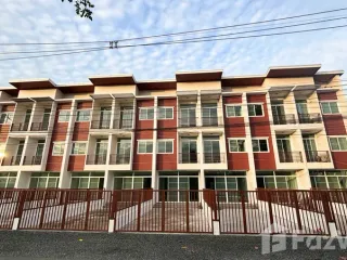 À vendre et à louer 2 chambres maison de ville à Mueang Chiang Mai, Chiang Mai
