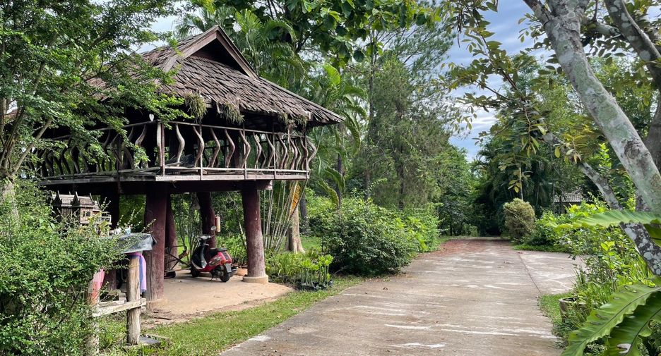 For sale 5 bedrooms house in Mae Taeng, Chiang Mai