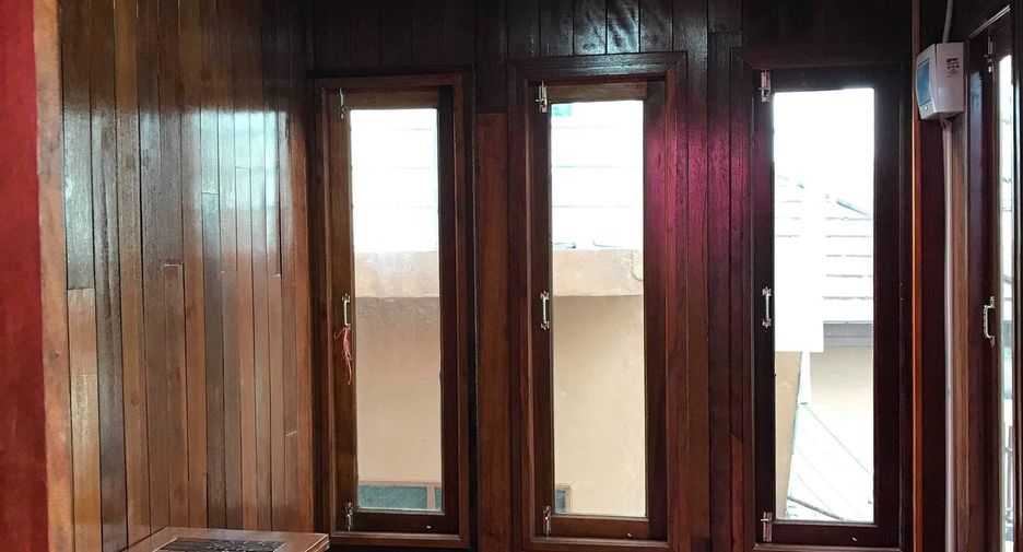 Продажа 4 спальни дом в Mueang Samut Prakan, Самутпракан
