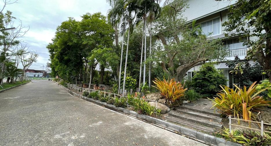 Hotel en venta de 20 habitaciones en Bang Lamung, Chonburi