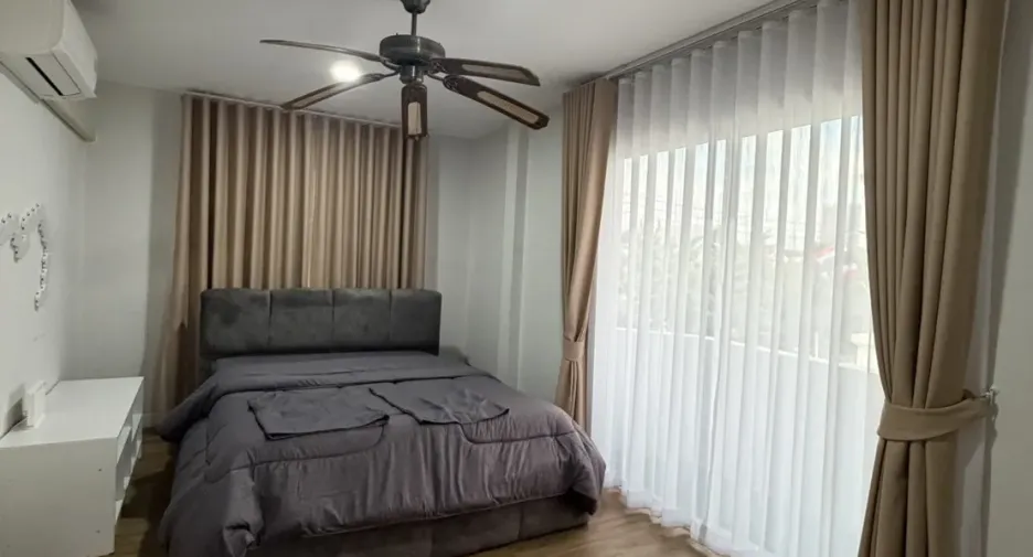 For sale and for rent 3 bedrooms villa in Bang Lamung, Chonburi