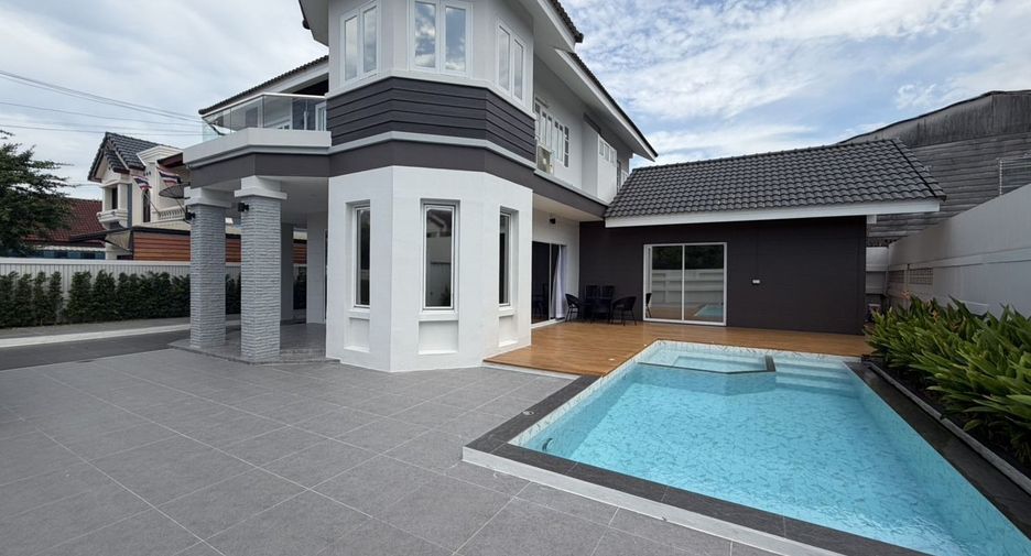 For sale and for rent 3 bedrooms villa in Bang Lamung, Chonburi