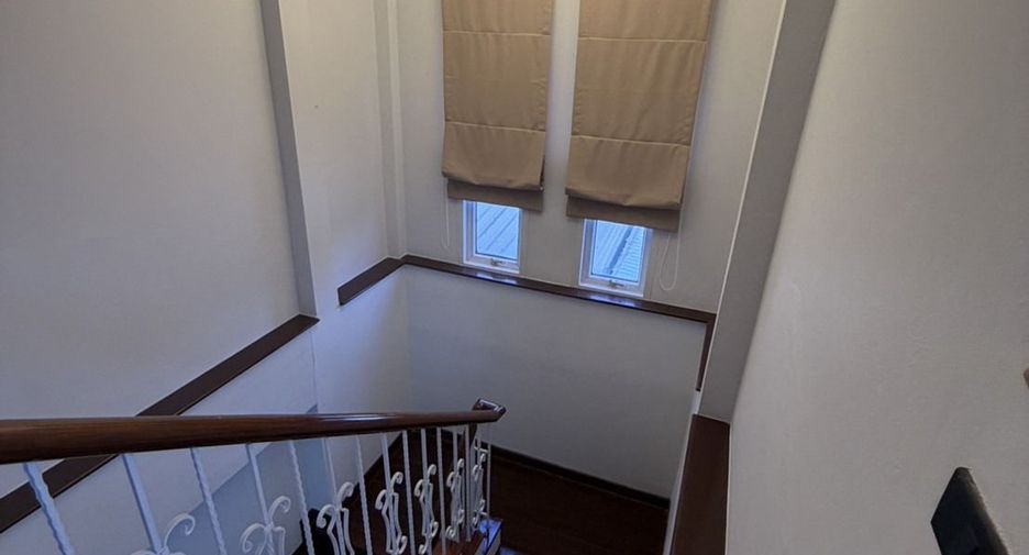 For sale and for rent 3 bedrooms villa in Bang Lamung, Chonburi