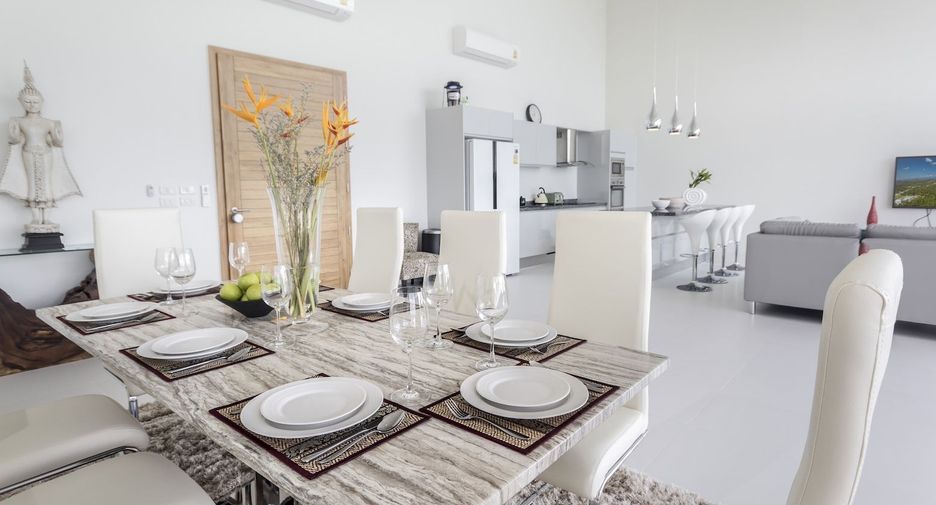 For sale 4 bedrooms villa in Ko Samui, Surat Thani