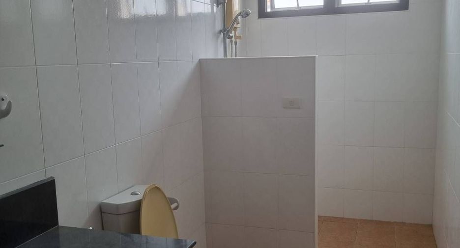 For rent 3 bedrooms townhouse in Hua Hin, Prachuap Khiri Khan