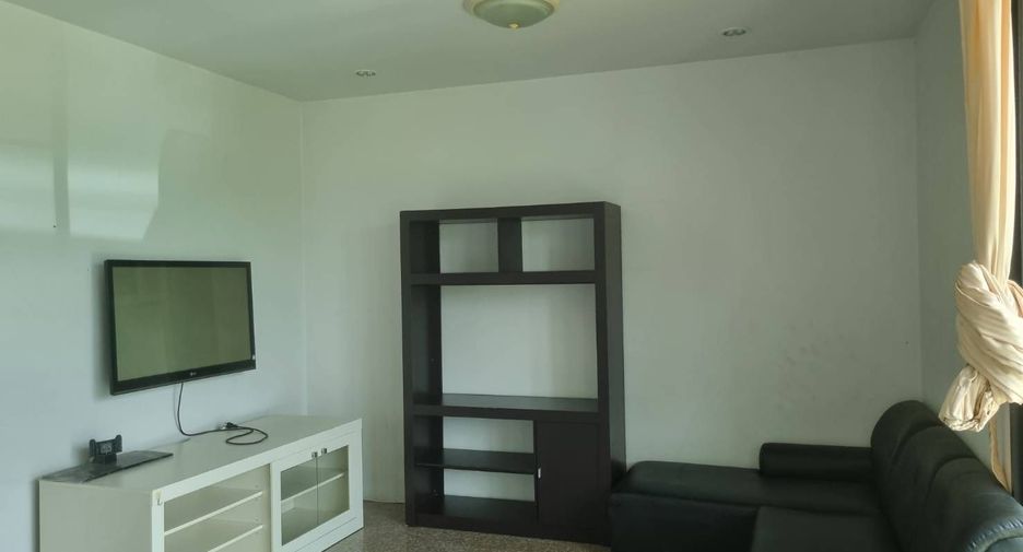 For rent 3 bedrooms townhouse in Hua Hin, Prachuap Khiri Khan