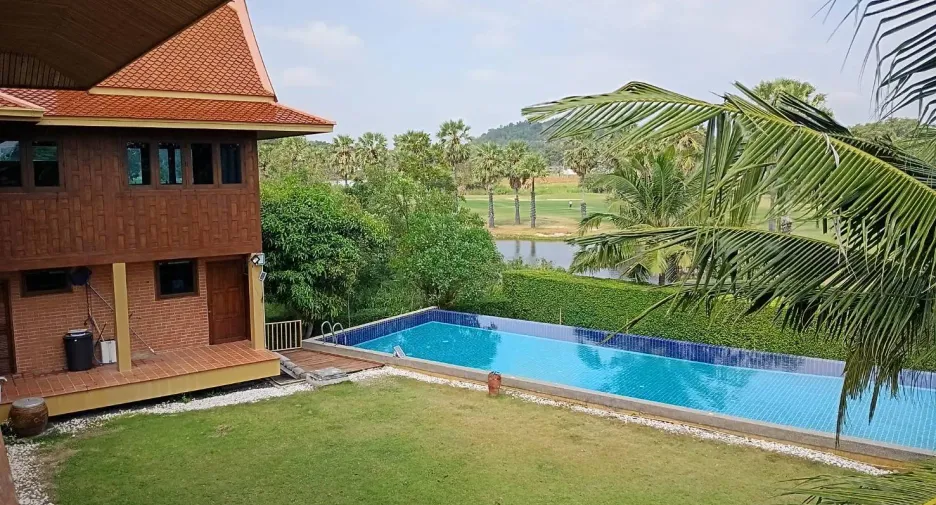 For sale 3 bedrooms house in Cha Am, Phetchaburi