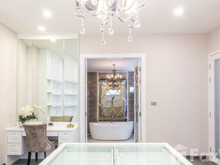For sale 5 bedrooms villa in Mueang Chiang Mai, Chiang Mai