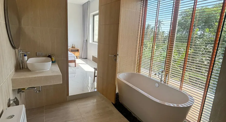 For rent 3 bedrooms villa in Ko Samui, Surat Thani