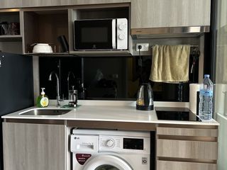 À vendre et à louer studio condo à Watthana, Bangkok