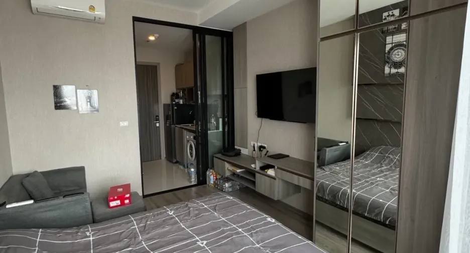 For sale and for rent studio condo in Watthana, Bangkok