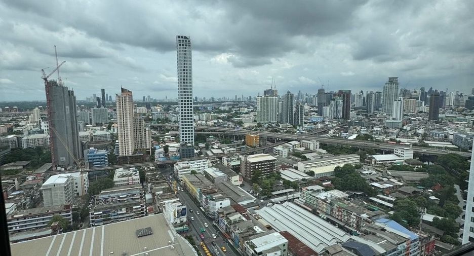 For sale and for rent studio condo in Watthana, Bangkok