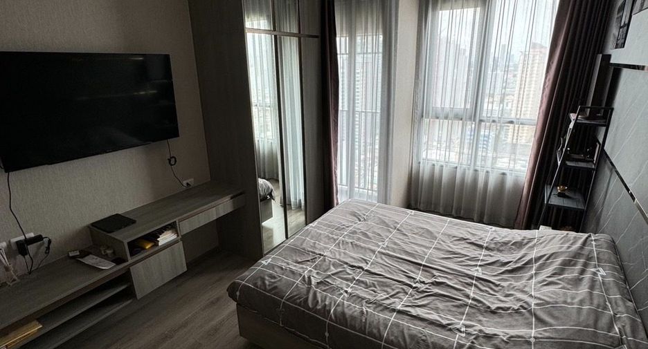 For sale and for rent studio condo in Watthana, Bangkok