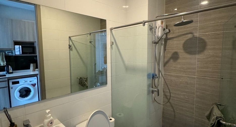 For sale and for rent studio condo in Watthana, Bangkok