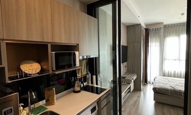 For sale and for rent studio condo in Watthana, Bangkok