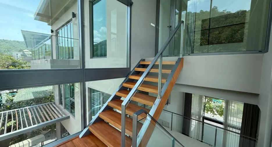 For sale 5 bedrooms villa in Hua Hin, Prachuap Khiri Khan