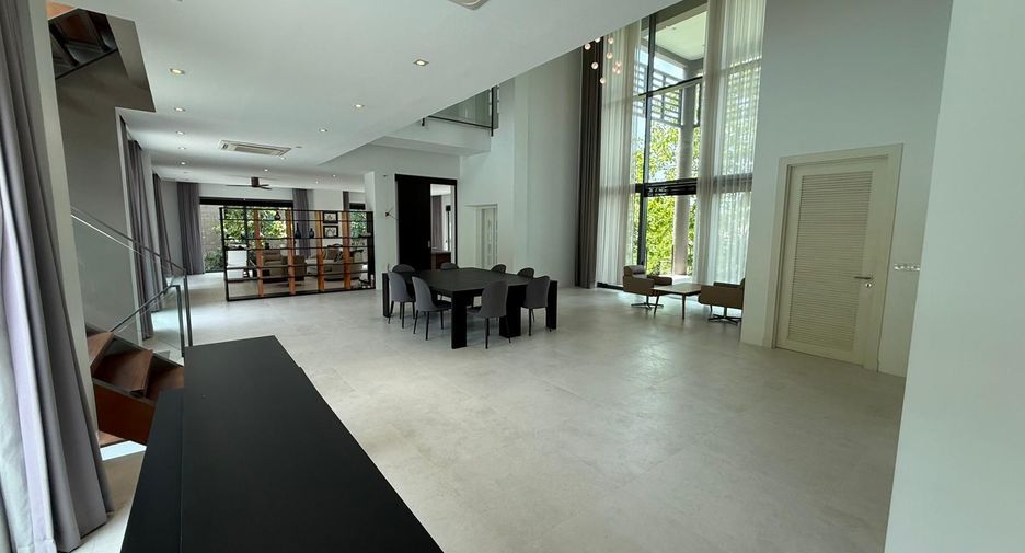For sale 5 bedrooms villa in Hua Hin, Prachuap Khiri Khan