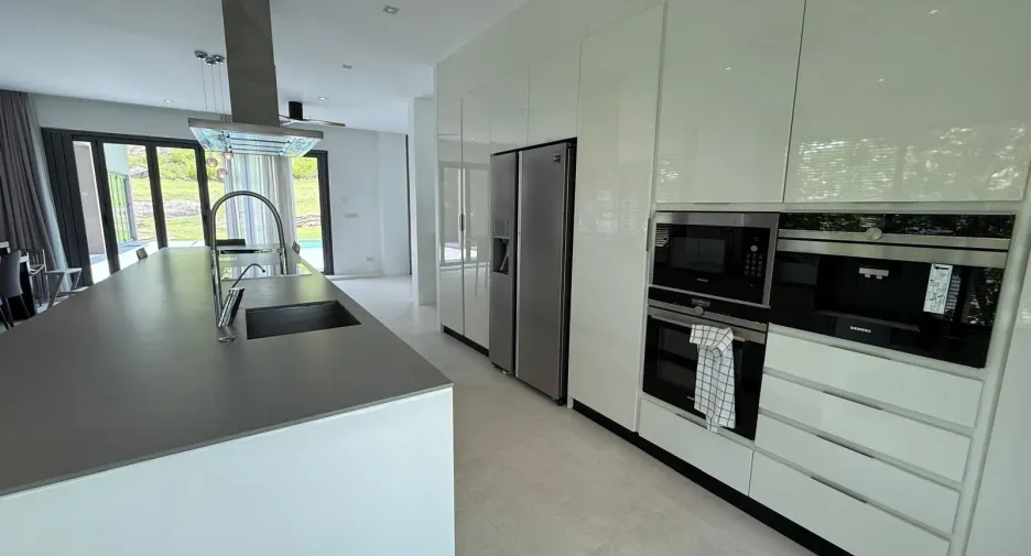 For sale 5 bedrooms villa in Hua Hin, Prachuap Khiri Khan