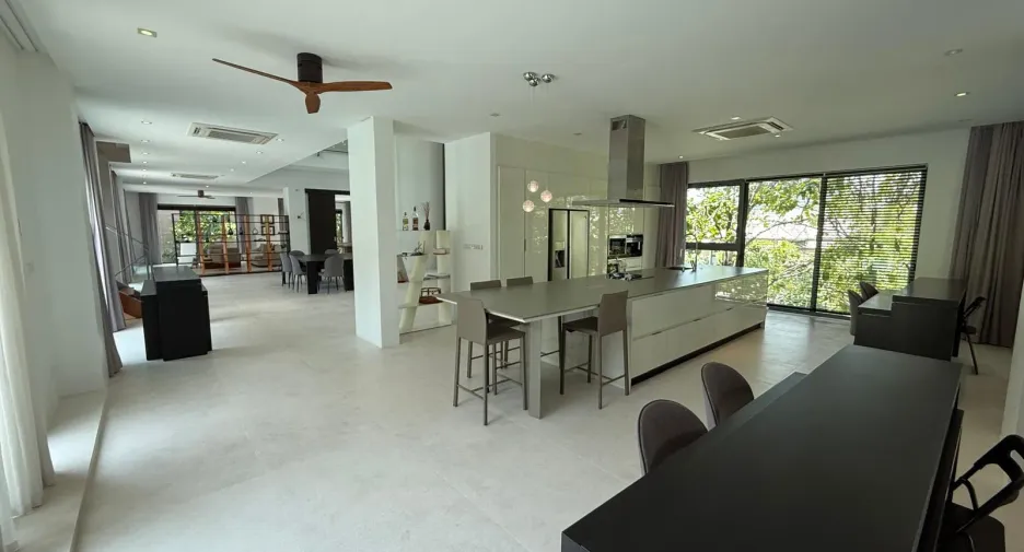 For sale 5 bedrooms villa in Hua Hin, Prachuap Khiri Khan
