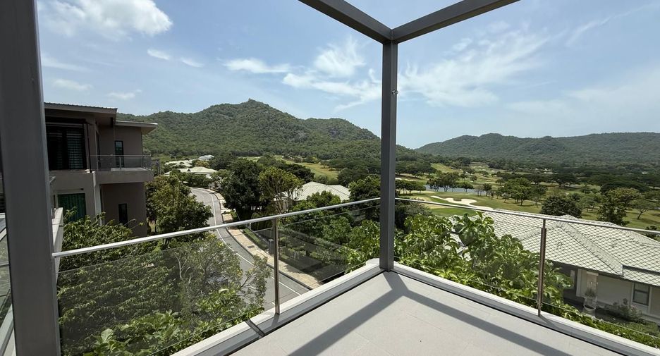 For sale 5 bedrooms villa in Hua Hin, Prachuap Khiri Khan