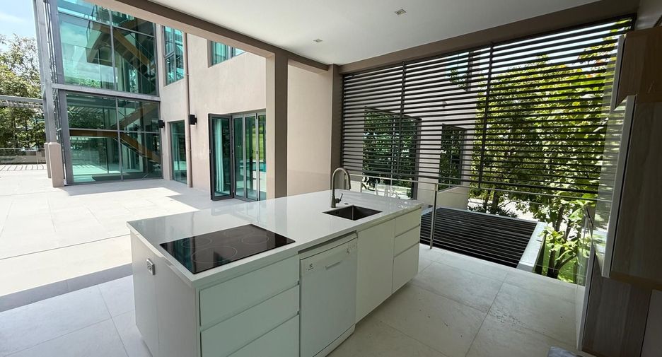 For sale 5 bedrooms villa in Hua Hin, Prachuap Khiri Khan