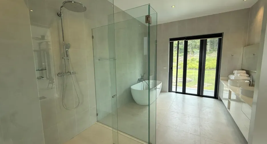For sale 5 bedrooms villa in Hua Hin, Prachuap Khiri Khan