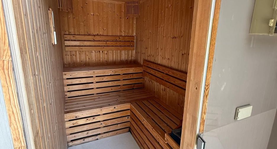 For sale 5 bedrooms villa in Hua Hin, Prachuap Khiri Khan