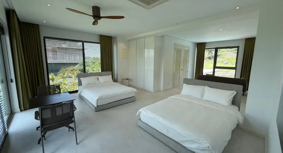 For sale 5 bedrooms villa in Hua Hin, Prachuap Khiri Khan