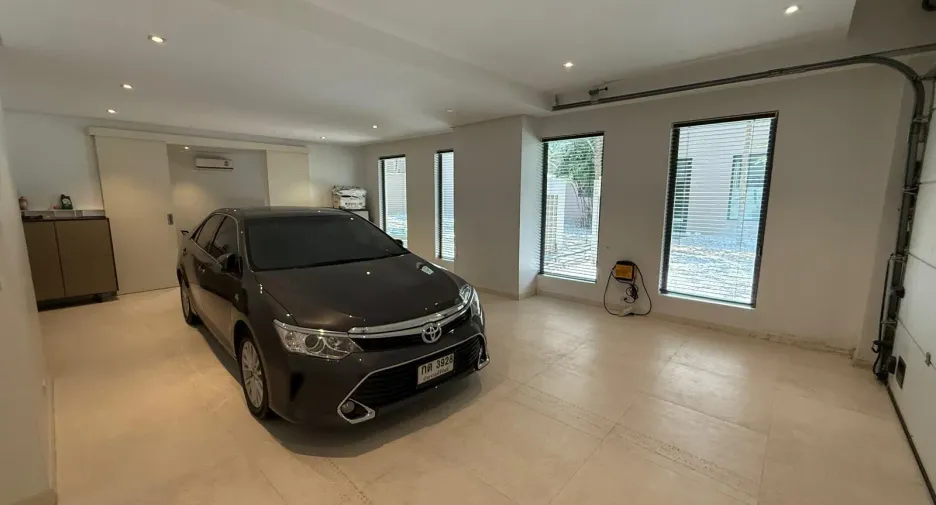 For sale 5 bedrooms villa in Hua Hin, Prachuap Khiri Khan