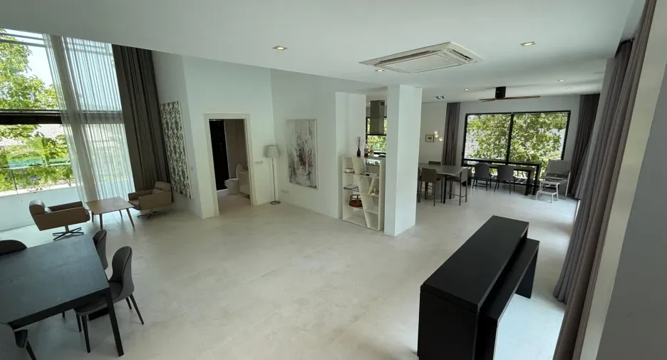 For sale 5 bedrooms villa in Hua Hin, Prachuap Khiri Khan