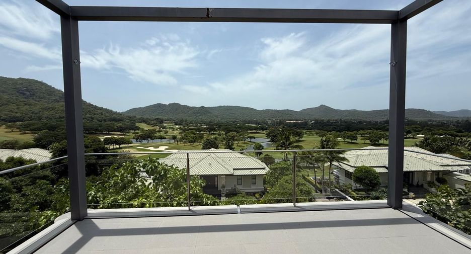 For sale 5 bedrooms villa in Hua Hin, Prachuap Khiri Khan