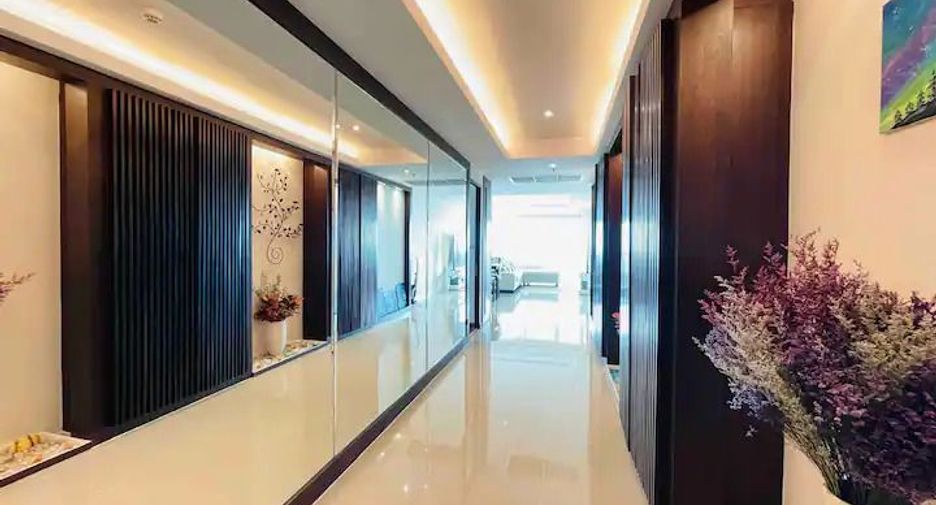 Condo en alquiler de 2 habitaciones en Sattahip, Chonburi