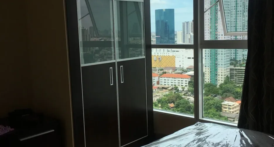For rent そして for sale 1 Beds condo in Yan Nawa, Bangkok