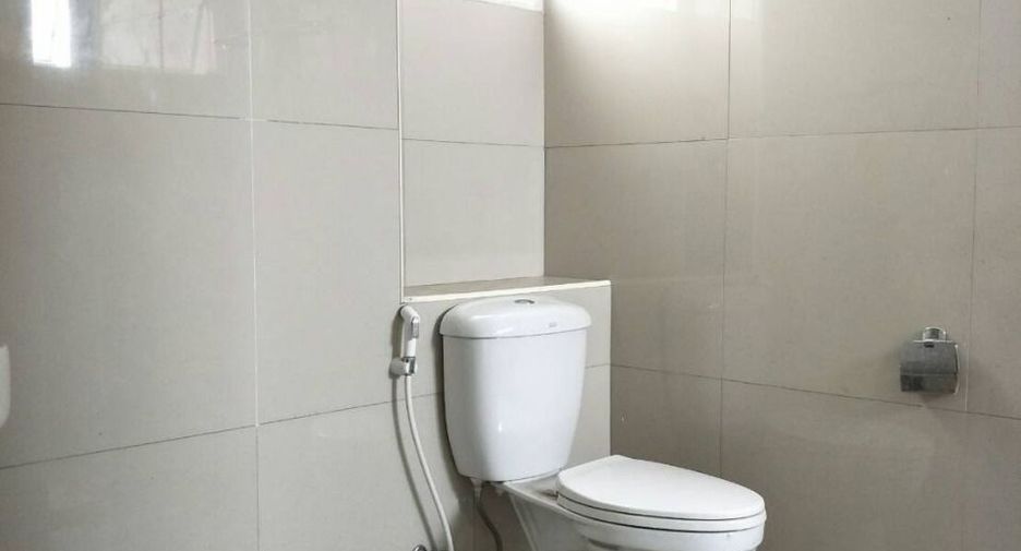 For sale 2 bedrooms townhouse in Mueang Chiang Mai, Chiang Mai
