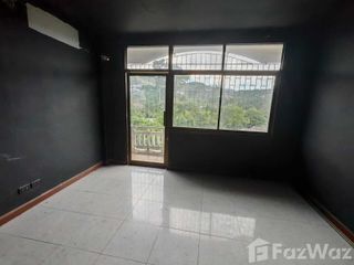 For sale 4 bedrooms townhouse in Ko Samui, Surat Thani