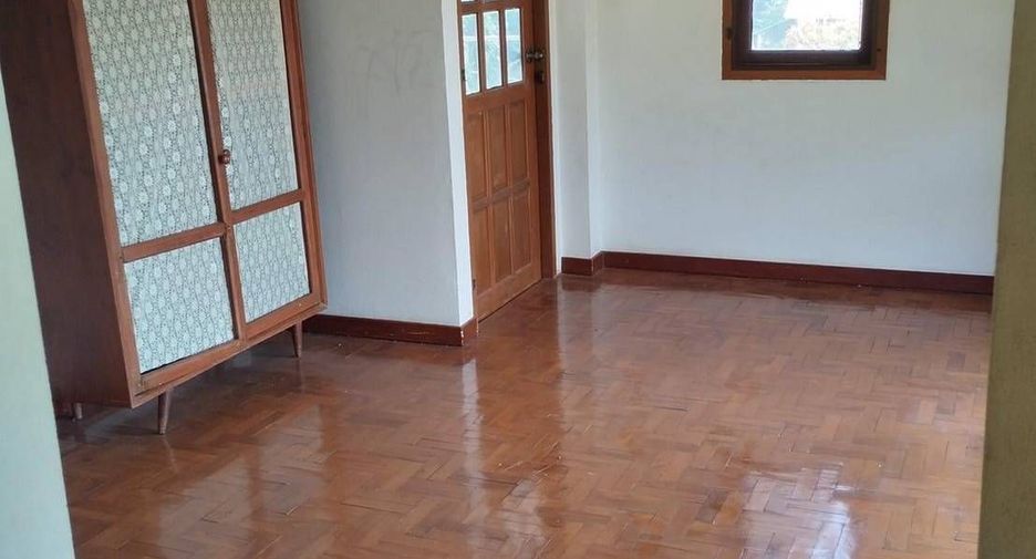 Продажа 2 спальни дом в Сан Саи, Чианг Маи