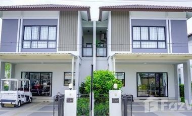 For rent 4 ベッドルーム townhouse in San Sai, Chiang Mai