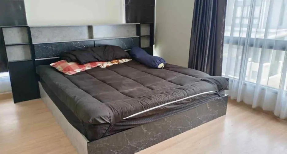 For rent 4 bedrooms townhouse in San Sai, Chiang Mai